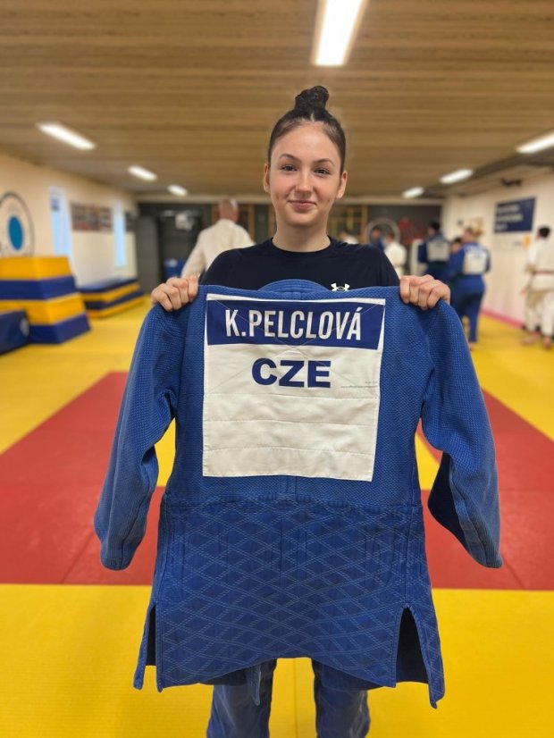 IJF Backnumber 2 ks - velikost backnumber: 34 x 35 cm