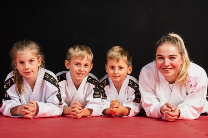 Kimono Koka s ramenními štítky - Velikost kimona: 130