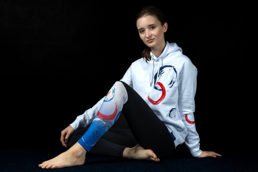 Sportovní bílá klubová mikina Judo Academy s kruhy
